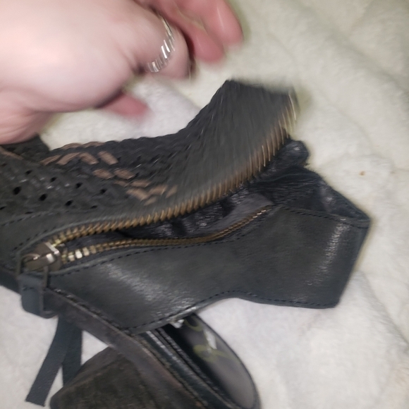 🧡Sam edelman leather woven ankle booties - Picture 6 of 7